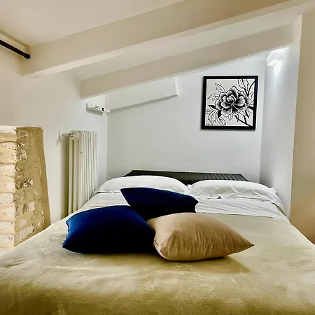 Apartment Dimora Di Charme & Peschiera del Garda