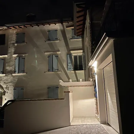 Apartament Dimora Di Charme & *